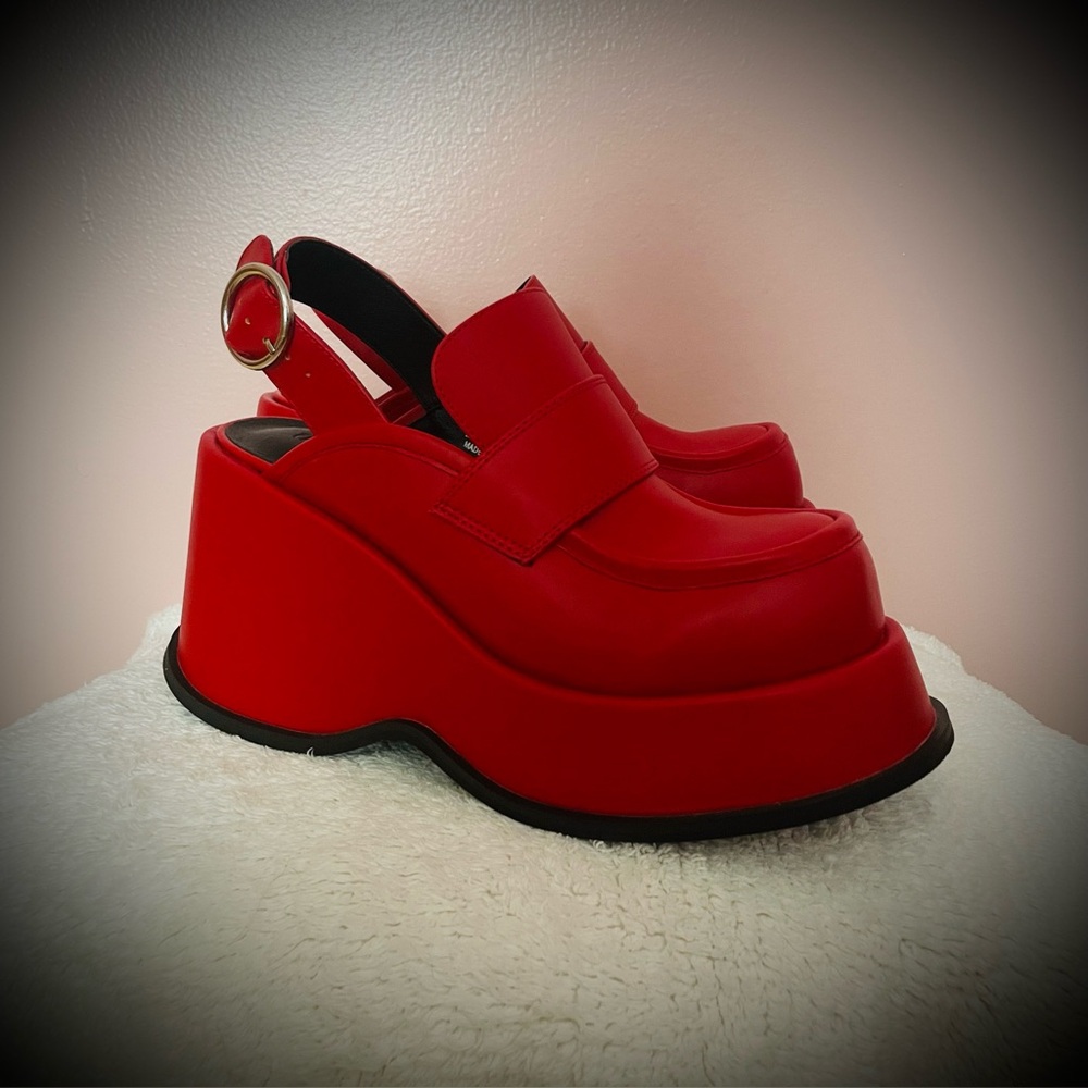 NWOB DELIAS DOLLS KILL PLATFORM BUCKLE LOAFERS 8